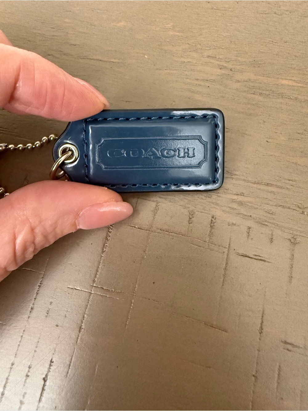 COACH Navy Leather Hangtag with chain